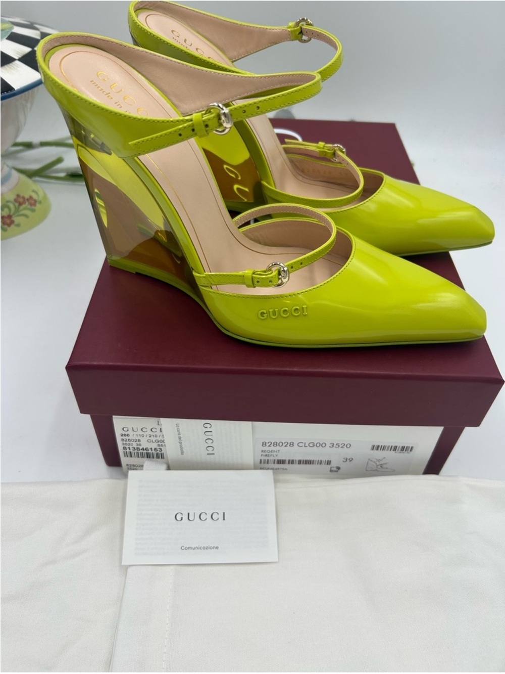 SOLD !!!!! Women’s Gucci CHRISTY 110 patent leather wedge mules size 39 - Picture 3 of 11